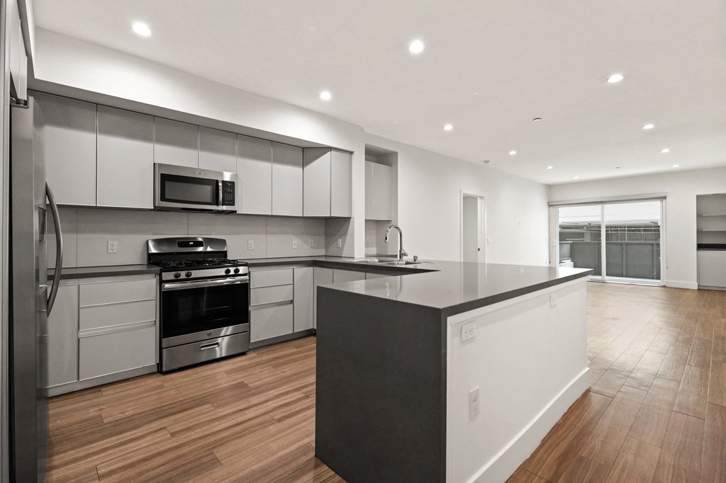 Full-Size Kitchen with Countertop Bar