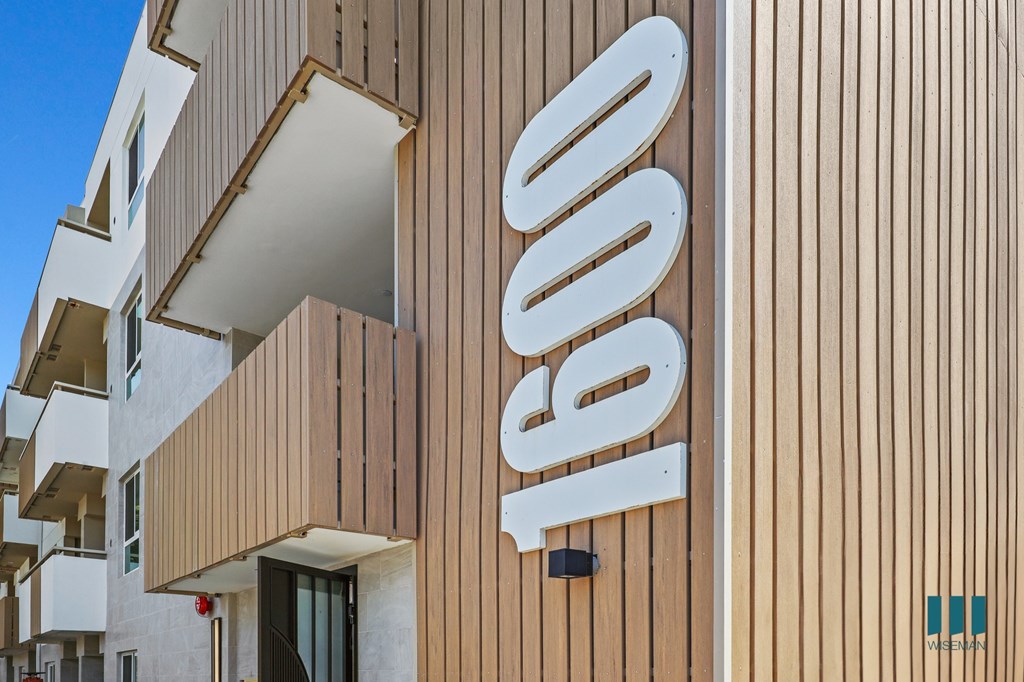 Venice Wave at 1600 Venice Blvd