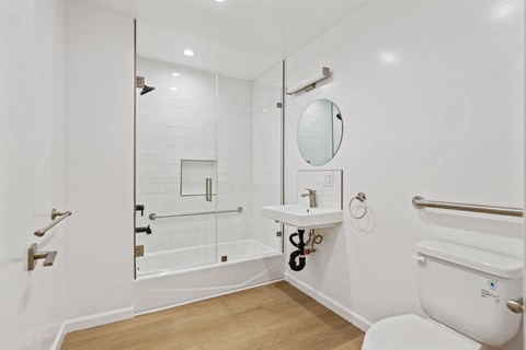 Bathroom with Full-Size Bathtub