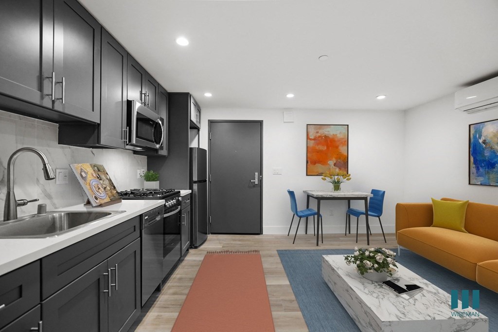 Open-Concept Kitchen, Dining Room Space