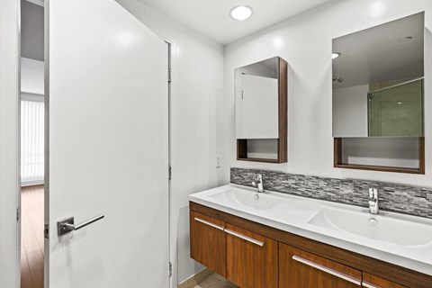 Bathroom with Double-Sink Vanity