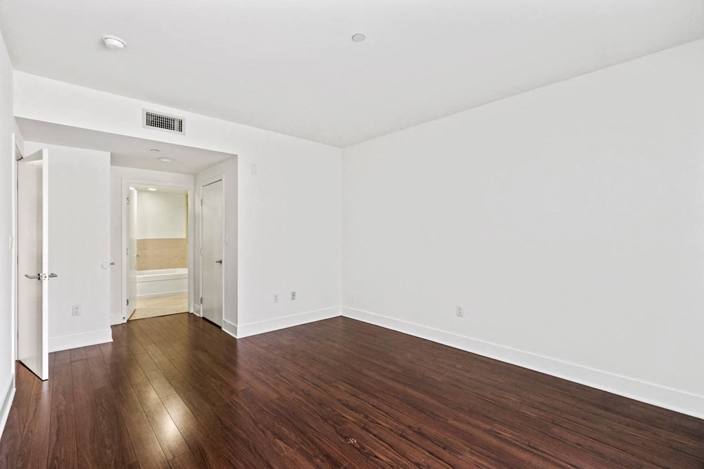 Bedroom with Closet and Bathroom