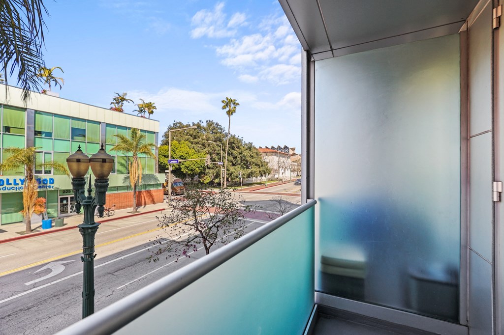 Balcony with Street Views
