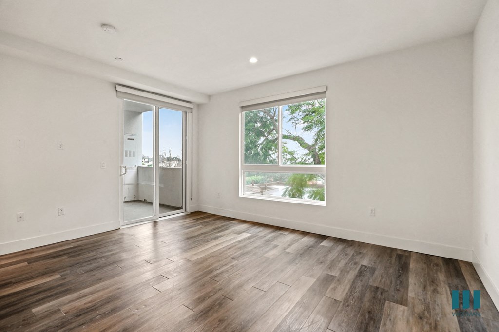 Fox Eight By Wiseman