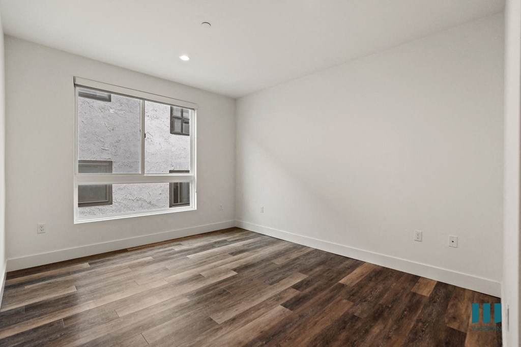 Fox Eight By Wiseman