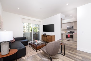 2321 Fox Hills Dr. 2-3 Beds Apartment for Rent - Photo Gallery 5