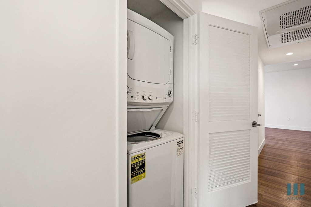 In-Suite Washer & Dryer