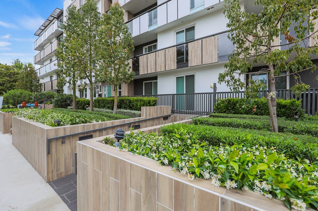 Exterior of Dunn Station by Wiseman