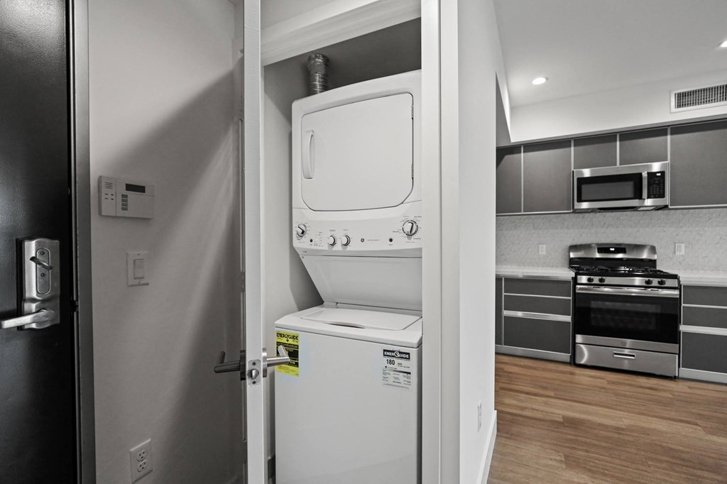 In-Suite Washer & Dryer