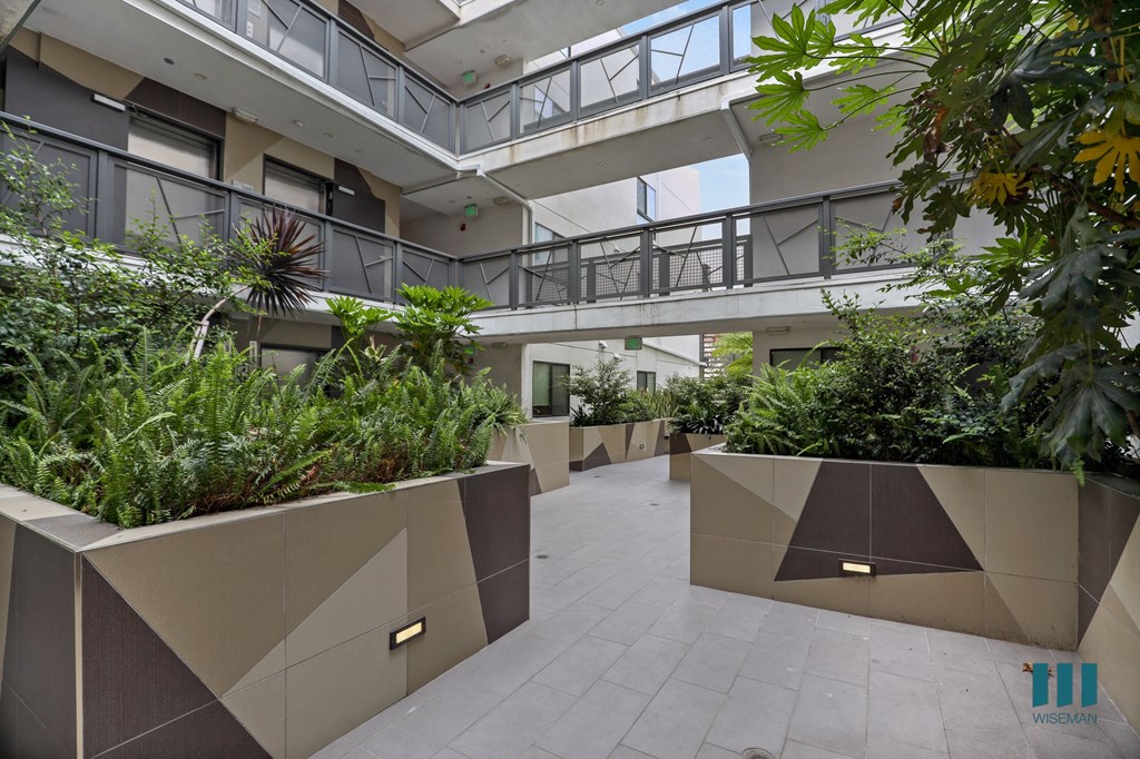 Interior Courtyard of Hayworth Hyde by Wiseman