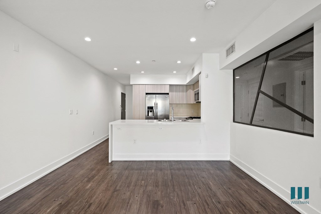 Open-Concept Kitchen and Dining Area