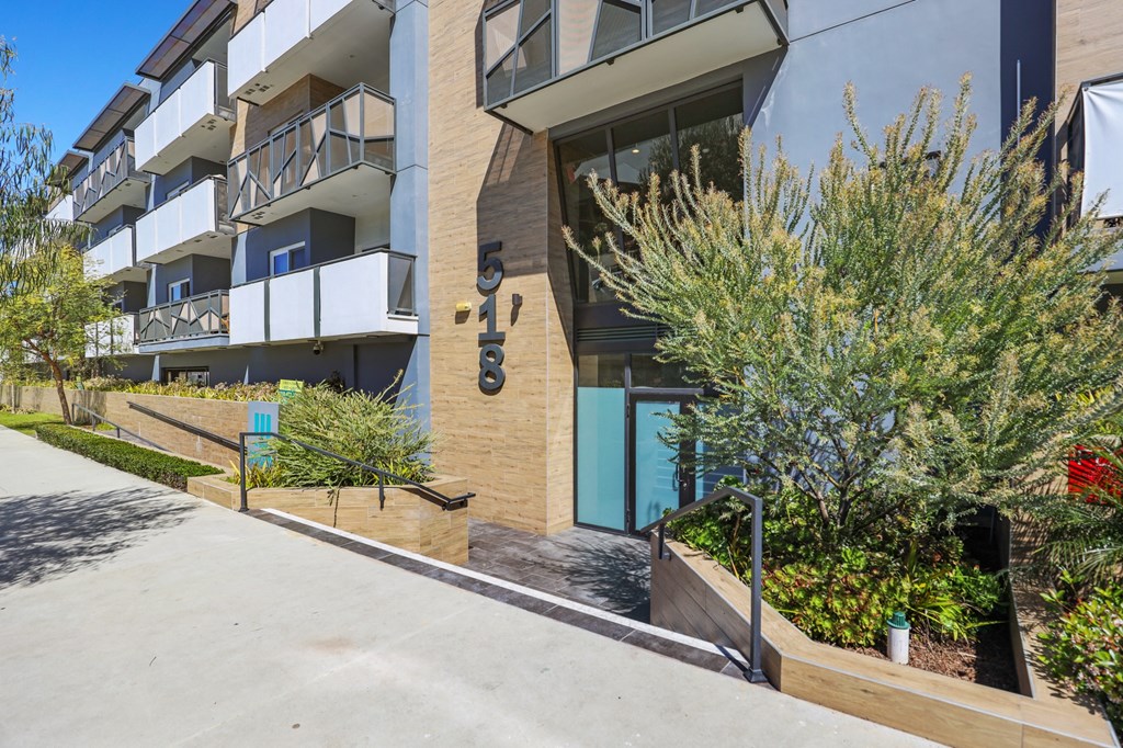 Gramercy Park by Wiseman