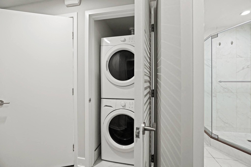 In-Suite Washer & Dryer