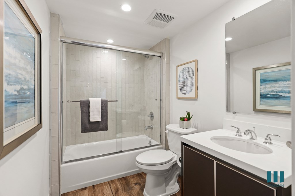 Bathroom With Full-Size Bathtub