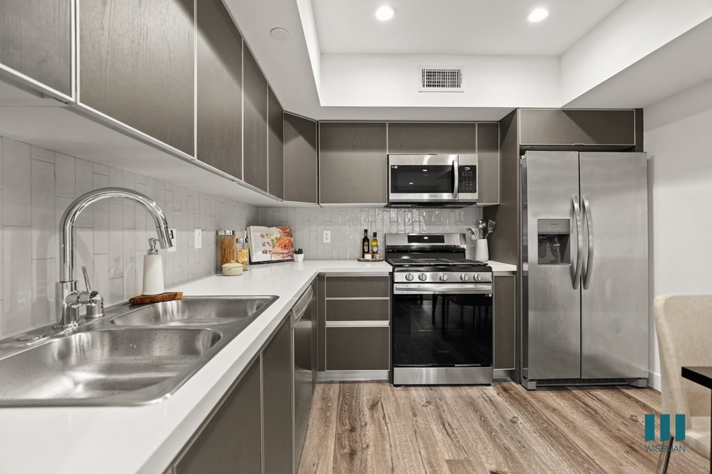 Kitchen with Double-Sinks and Energy-Efficient Appliances