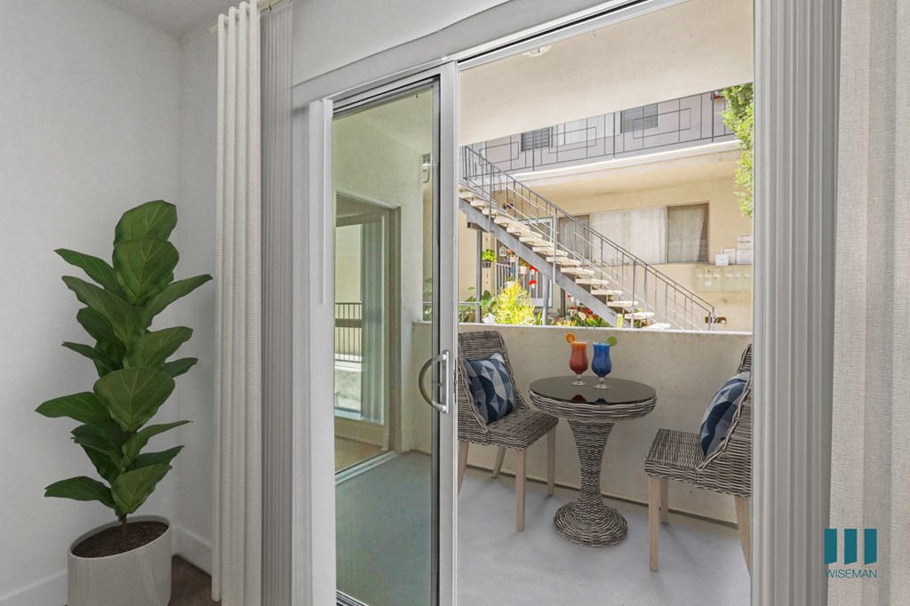 Spacious Patio Spacious Patio