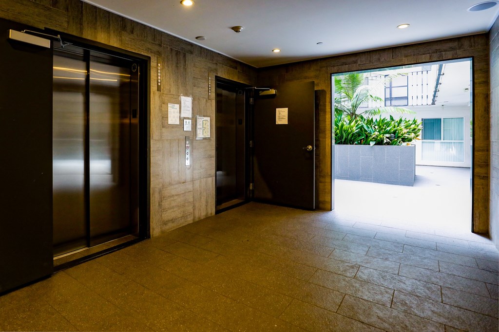 Lobby and Elevator of Beloit at Ohio
