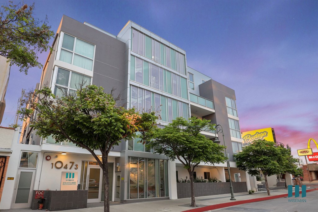 Century City Icon by Wiseman