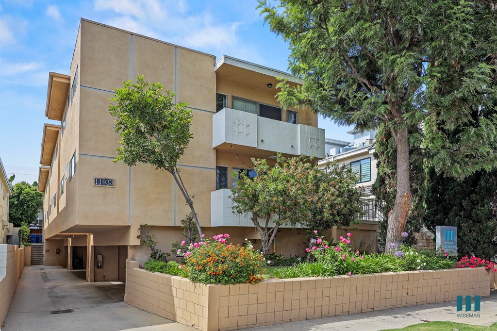 Sidewalk View of Darlington Home by Wiseman