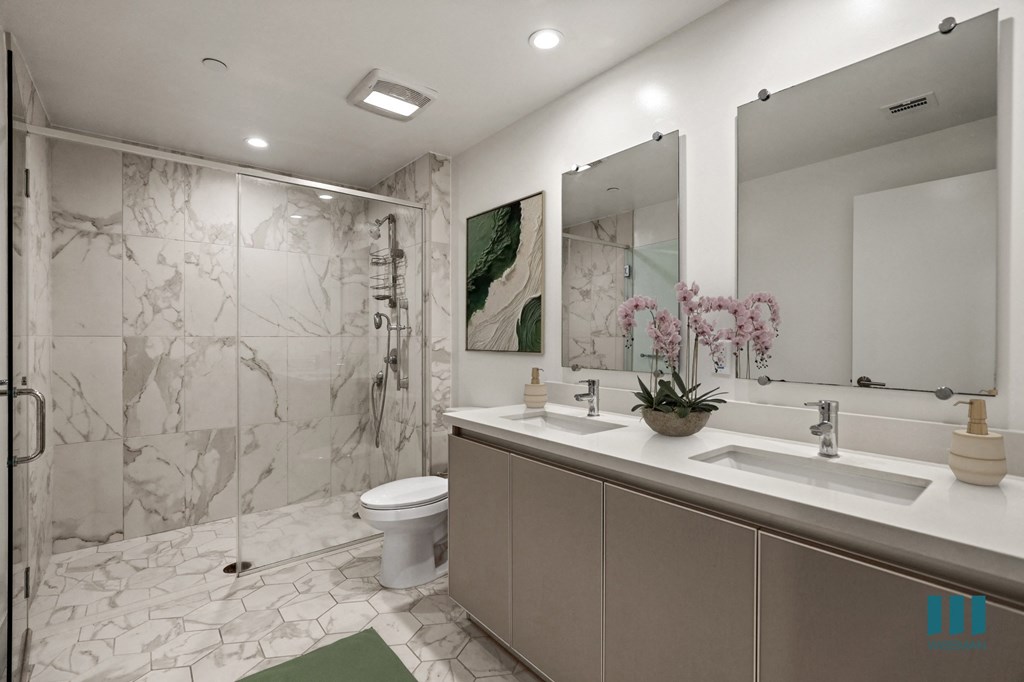 Fox Eight By Wiseman