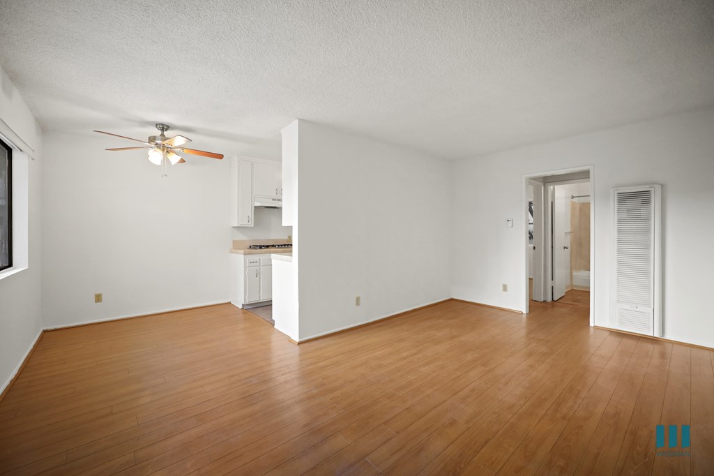 Open-Concept Dining and Living Room