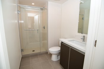 126 N.Kings RD. 3 Beds Apartment for Rent - Photo Gallery 12