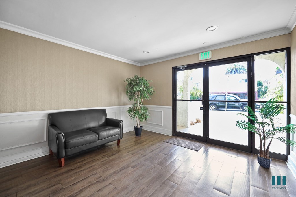 Lobby Entrance of Mayfield Wilshire