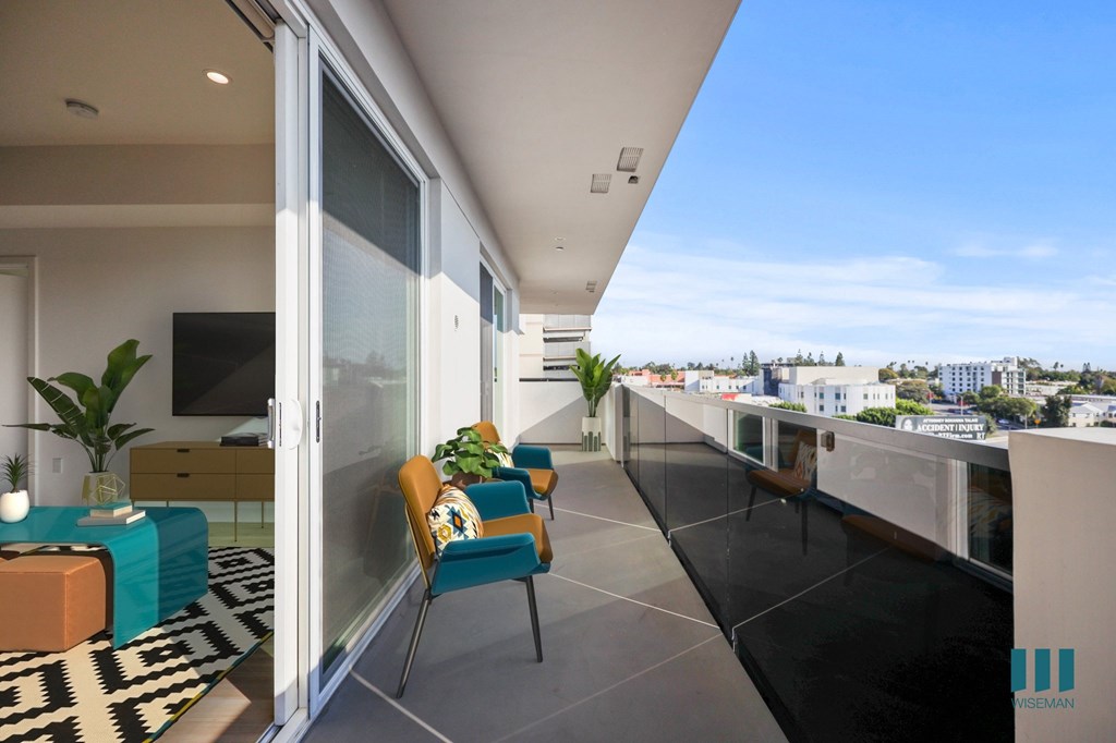 Living Room with Large-Size Patio - Aspen Floor Plan