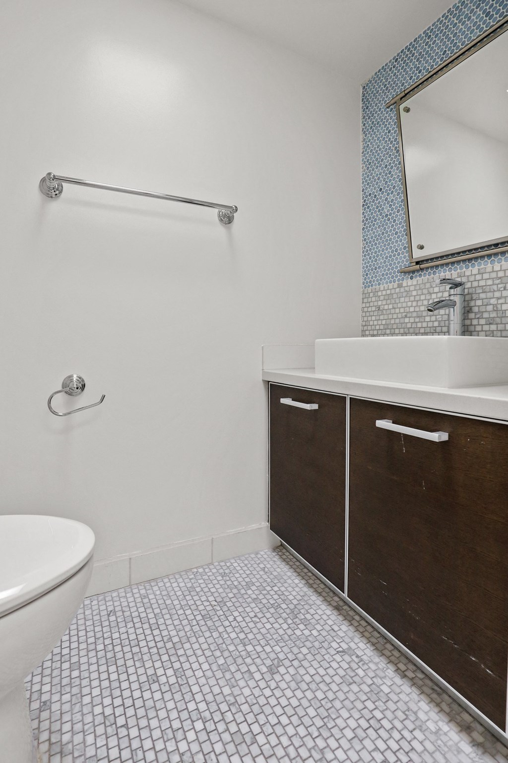 Spacious Bathroom with Double-Cabinets for Storage