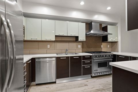 Large-Size Kitchen with Energy-Efficient Appliances