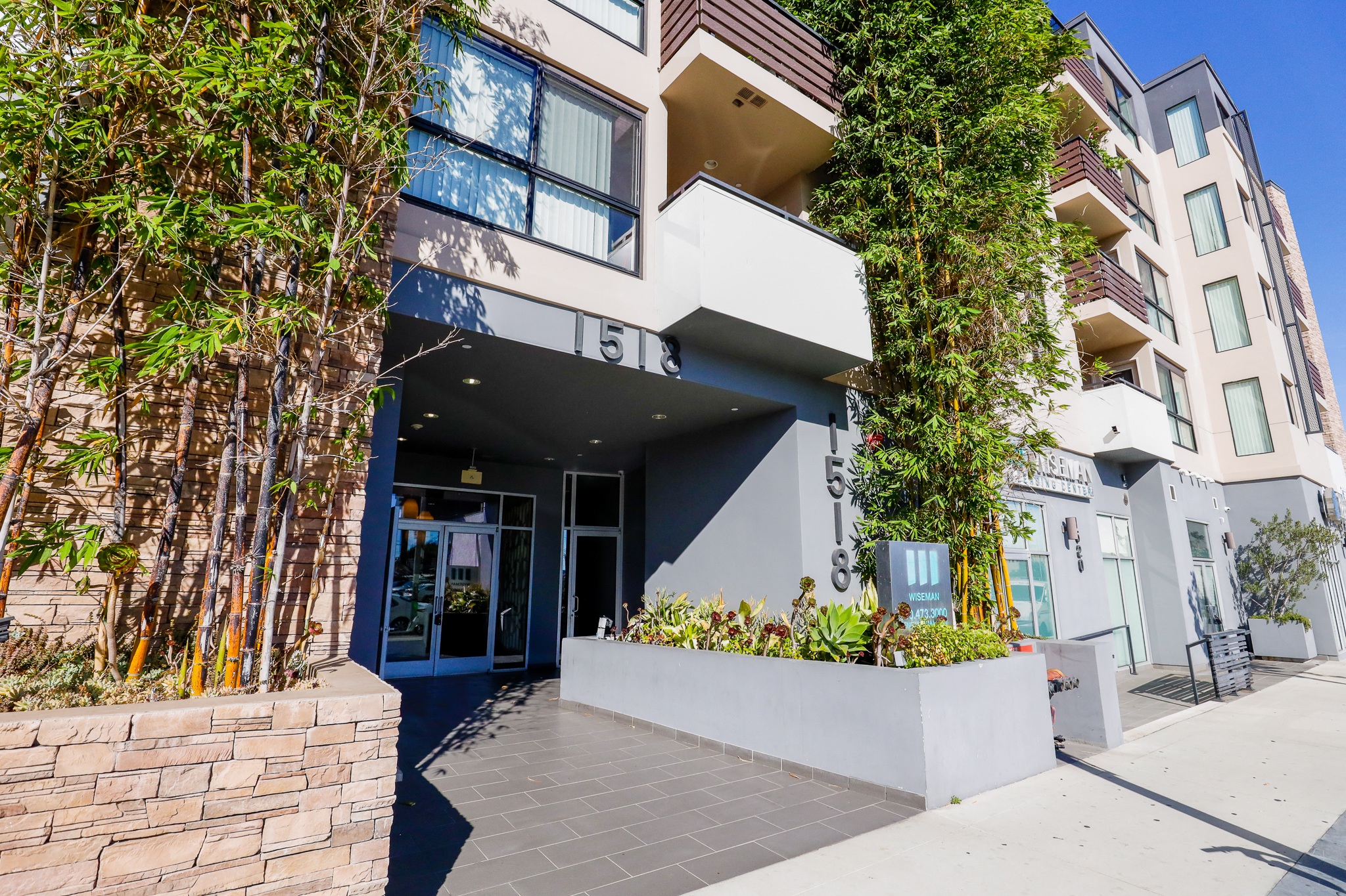 Studio Apartments for Rent in Santa Monica, CA: from $1,995 | RentCafe