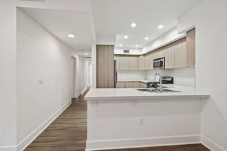 7260 Hawthorn Avenue 1-3 Beds Apartment for Rent - Photo Gallery 4