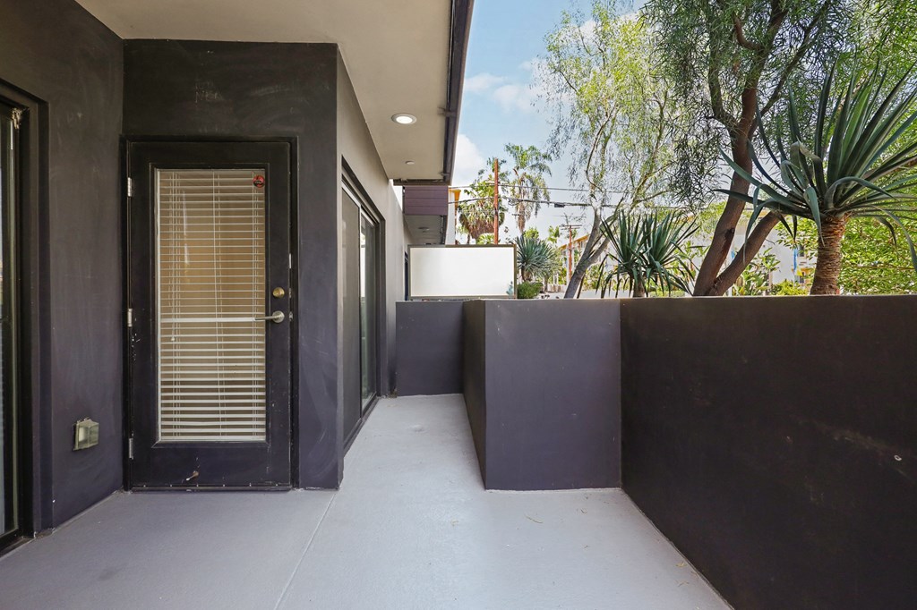 Large-Sized Patio Spaces