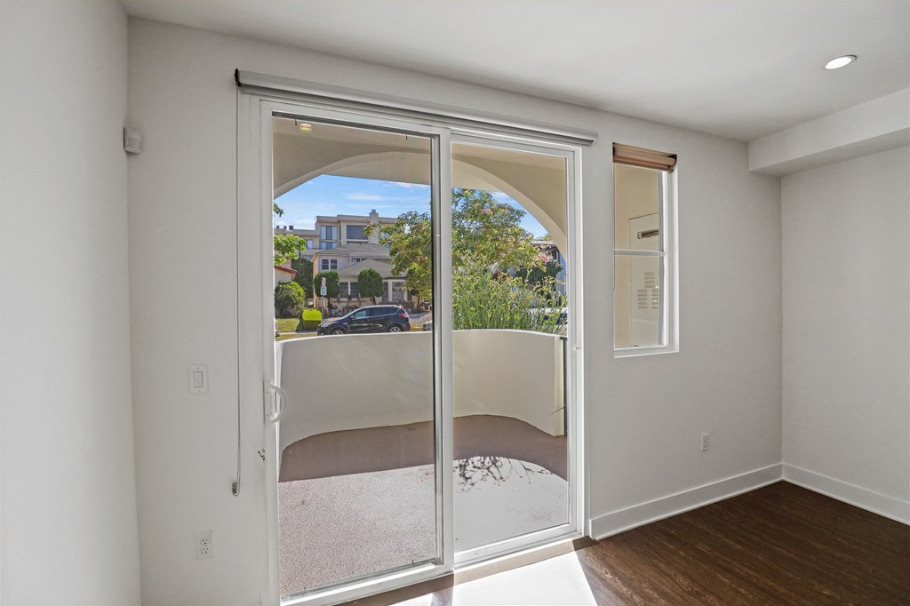 Living Room Access to a Large-Size Patio