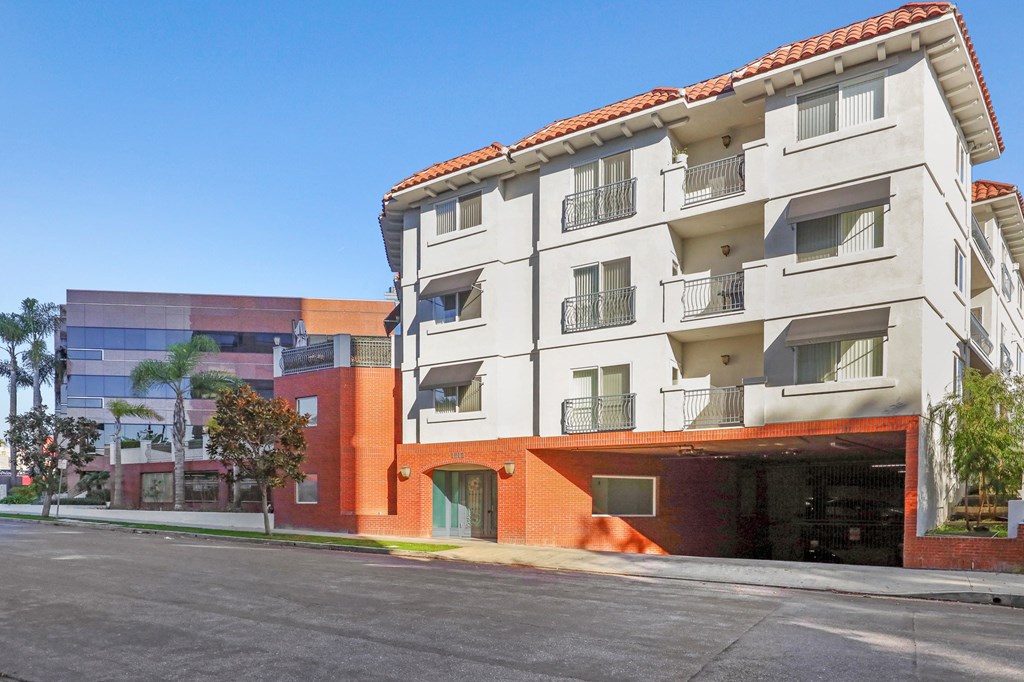 Property Exterior of McClellan Corner