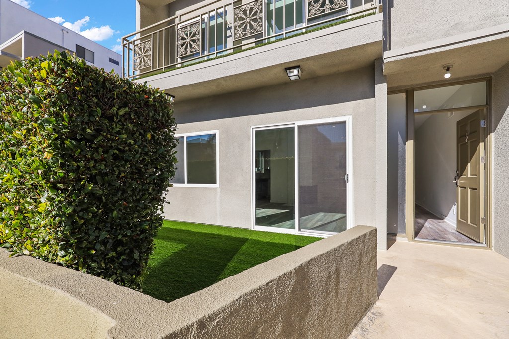 Apartment Exterior with Private Patio