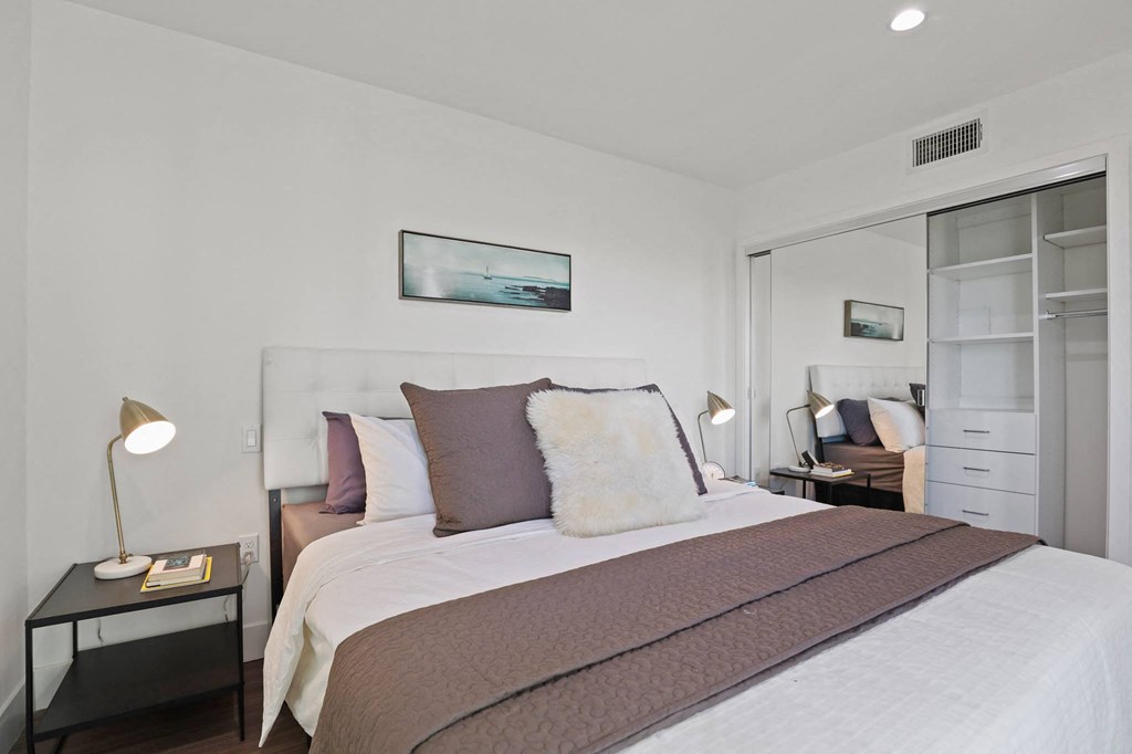 Bedrooms with Large-Size Closets with Built-In Organizers