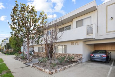 1671 Colby Ave. 1-3 Beds Apartment for Rent - Photo Gallery 2