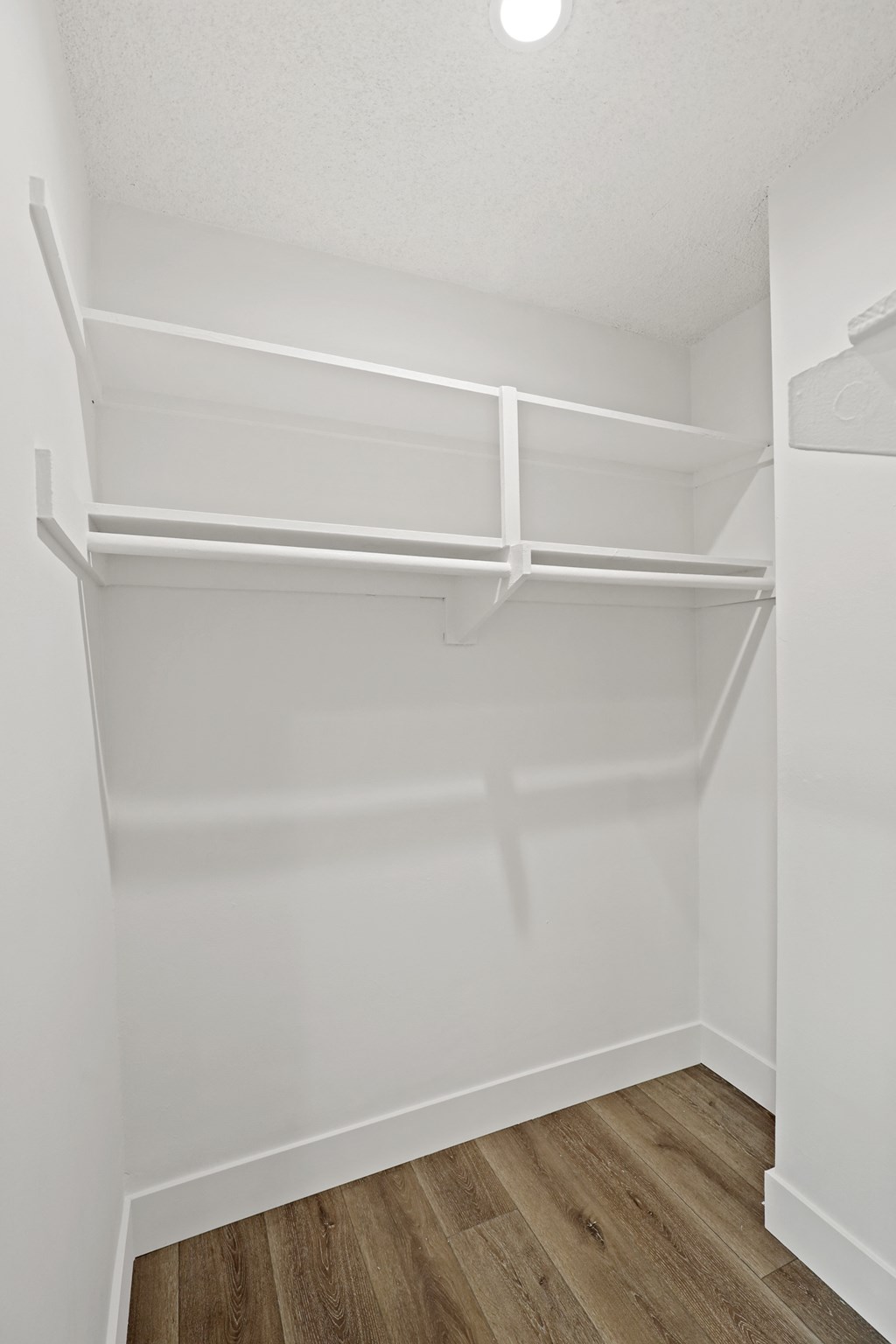 West LA Apartment with a Walk-In Closet