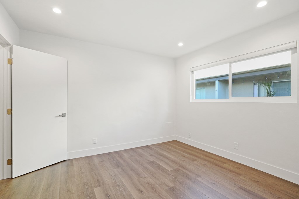 West LA One and Two Bedroom Apartment