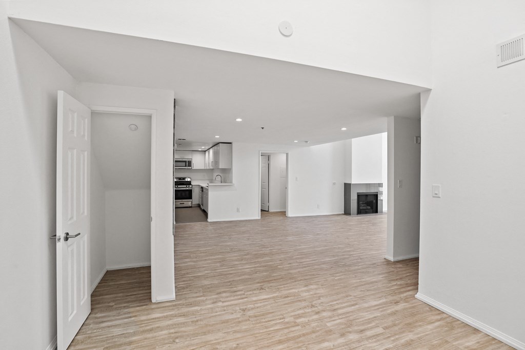 West LA apartment with open-concept for plan