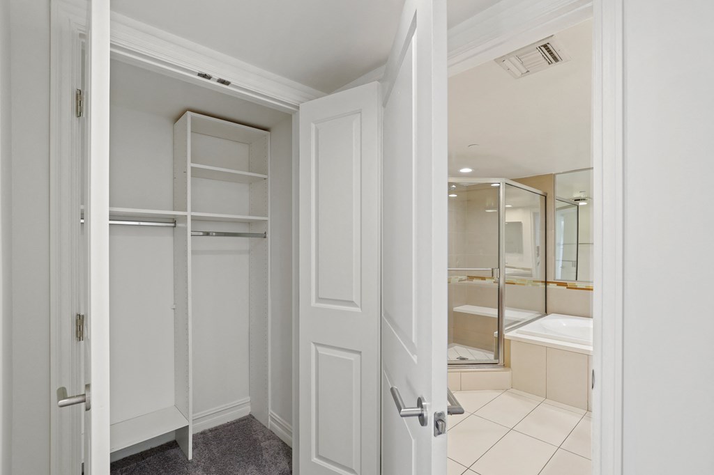 Bedroom with Closet and Bathroom