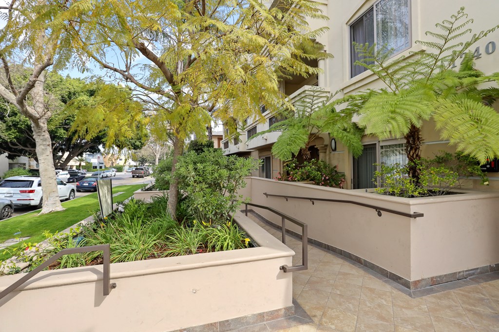 Handicap-Accessible Walkway to Sherbourne Hall