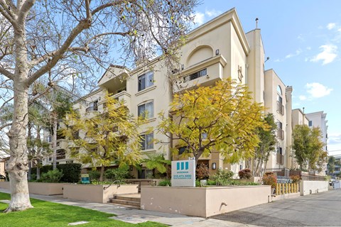 the building in which the apartment is located