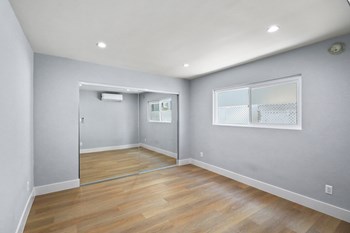 1671 Colby ave. 1-3 Beds Apartment for Rent - Photo Gallery 5
