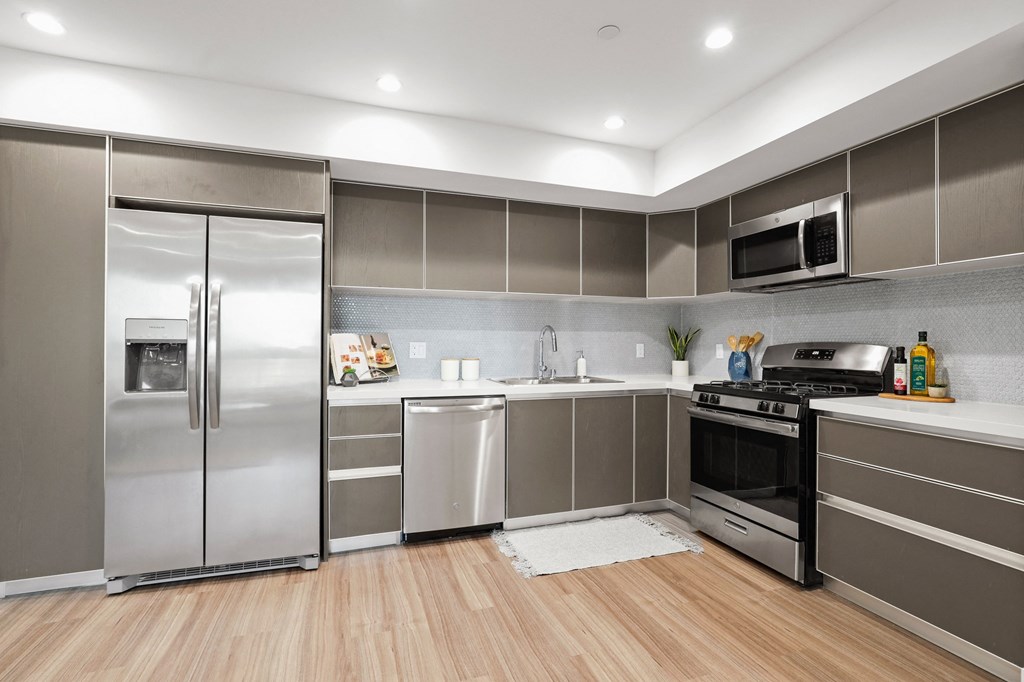 Open Kitchens with Energy-Efficient Appliances  and Ample Cabinet Storage