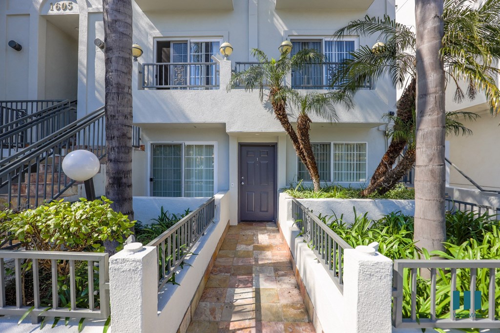 Front Entrance of Stoner Homes by Wiseman