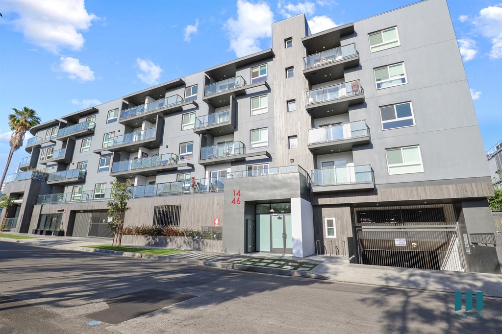 View of Sunset Rise from Detroit Street