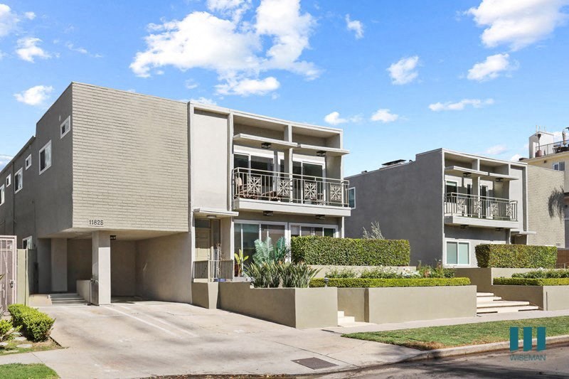 Street View of Goshen Double by Wiseman