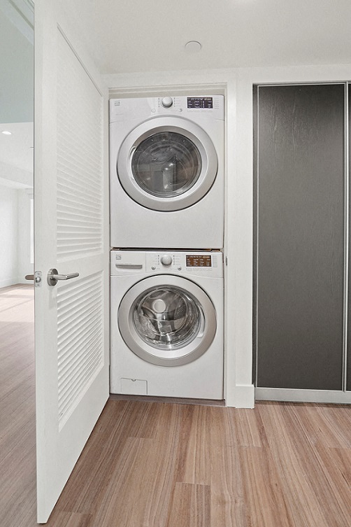 West LA apartments with In-Suite Washer & Dryer